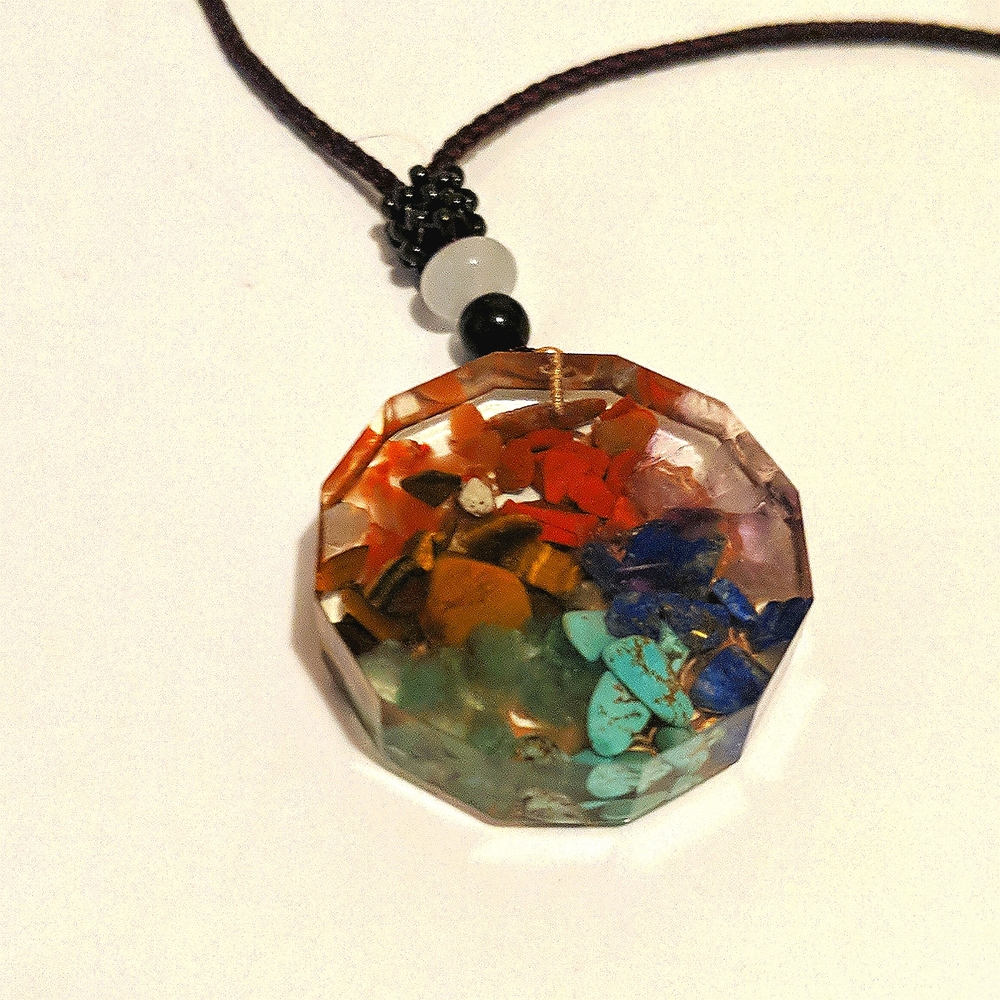 Beaded Chakra Necklace with 92.5% sterling silver chain and a wooden jewelry box - Picture 4 of 8